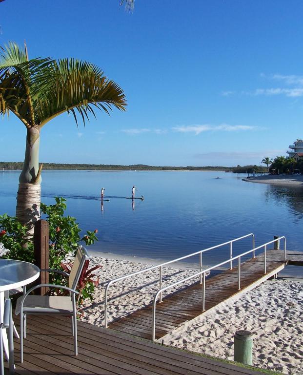 נוסוויל Skippers Cove Waterfront Resort מראה חיצוני תמונה
