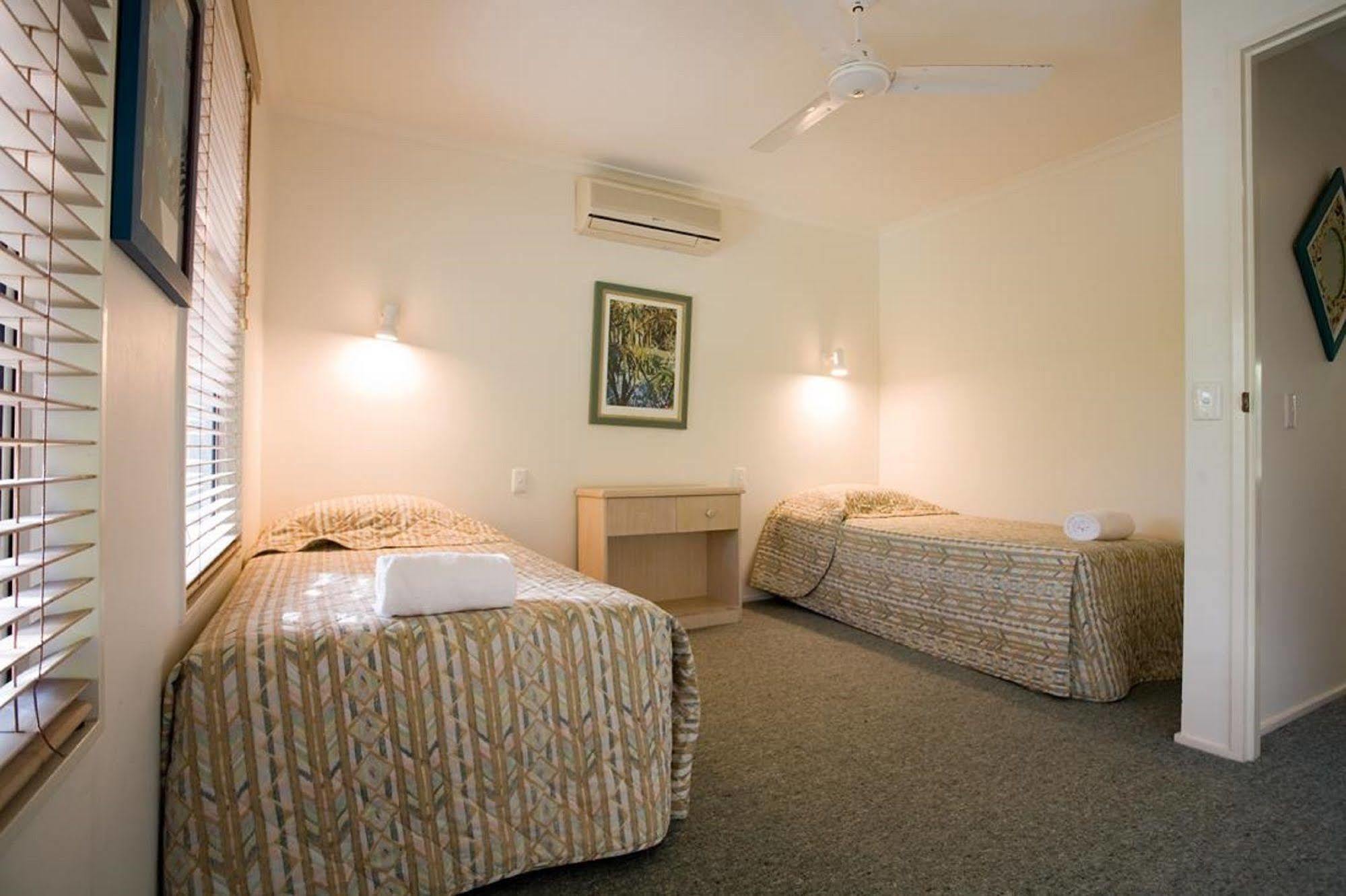 נוסוויל Skippers Cove Waterfront Resort מראה חיצוני תמונה
